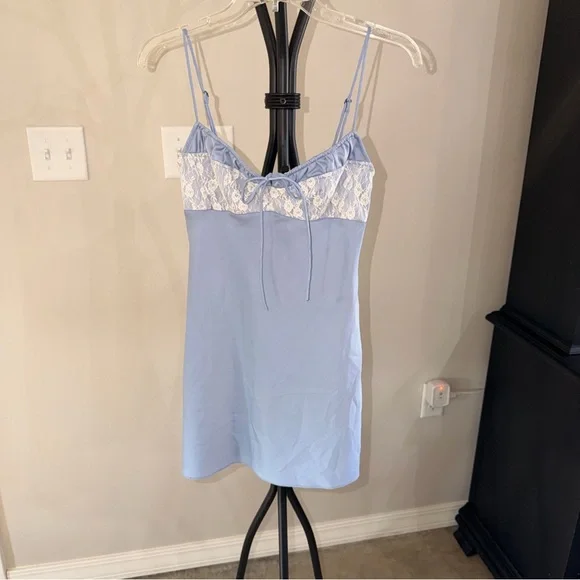 Urban Outfitters Light Blue Lace-Trim Dress - Size S - Picture 4 of 11